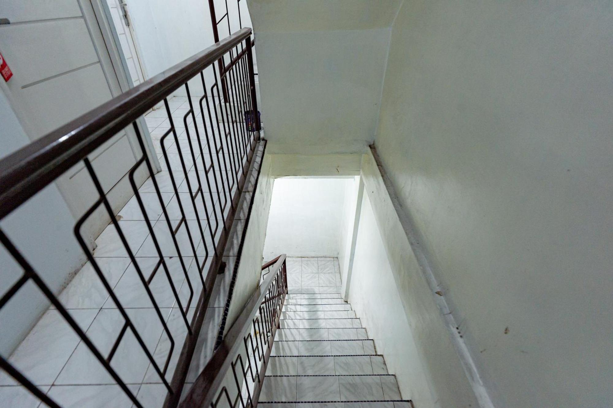 Hotel Reddoorz Near Rsud Dr Pringadi Medan 3 Zewnętrze zdjęcie