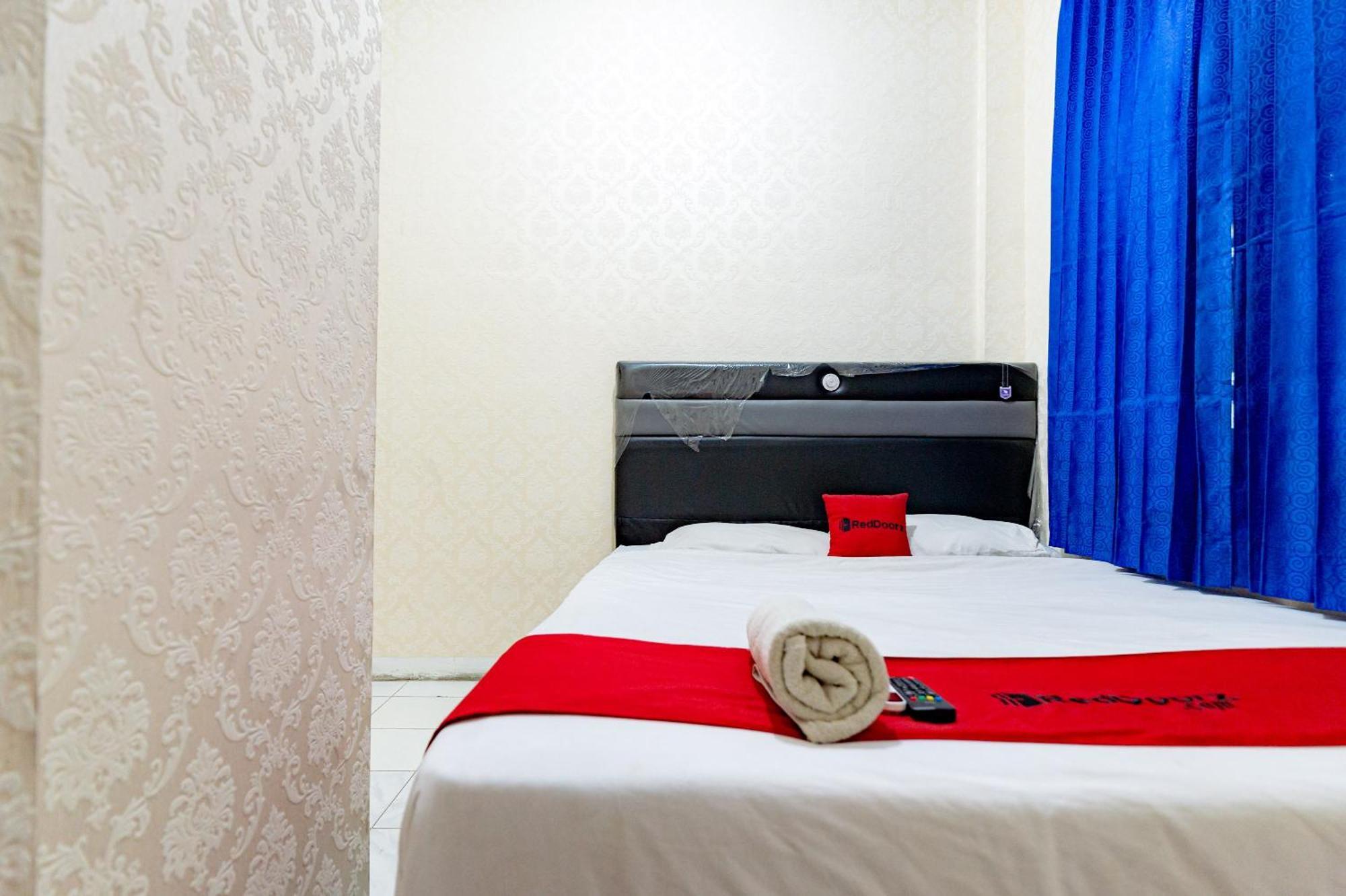 Hotel Reddoorz Near Rsud Dr Pringadi Medan 3 Zewnętrze zdjęcie